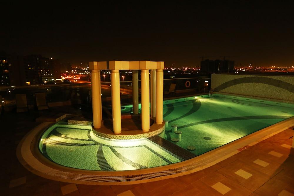 Dunes Hotel Apartment Al Qusais Dubái Exterior foto